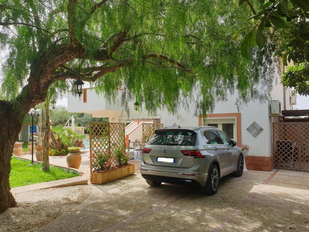 Lido Signorino Anastasia Villas-B&B المظهر الخارجي الصورة